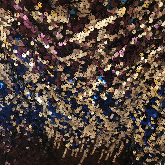 Shirt with sequins - Picture 2 of 3